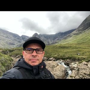 Meet your Posher, Lee